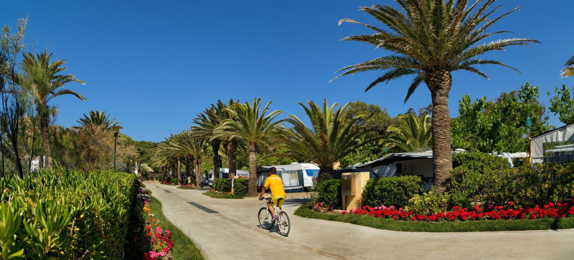 Tamarit Beach Resort Exterior photo
